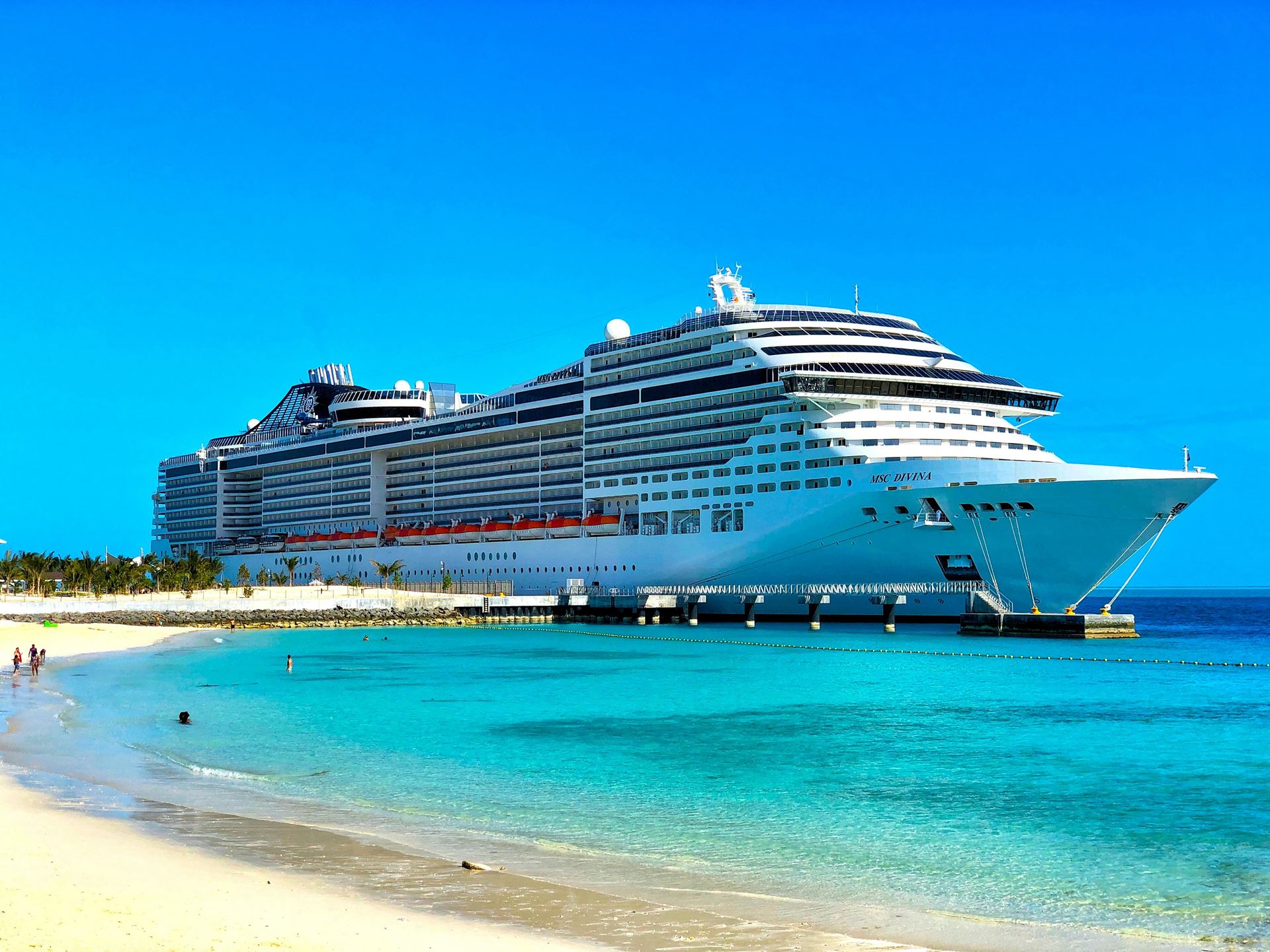 cruise ship